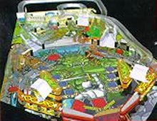 Hyper 3-D Pinball